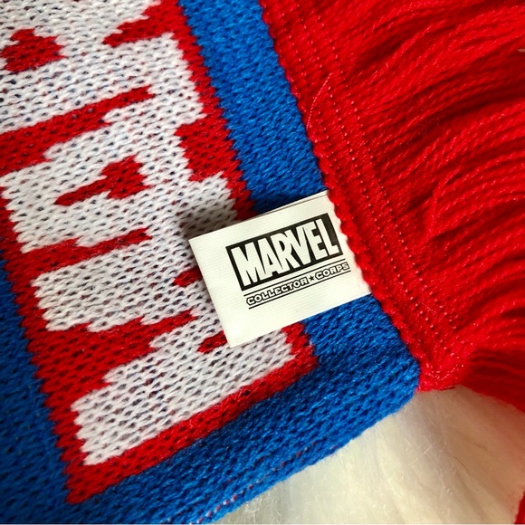 Marvel Guardians of The Galaxy Groot Funko Holiday Fringe Scarf Double Sided - Picture 6 of 10